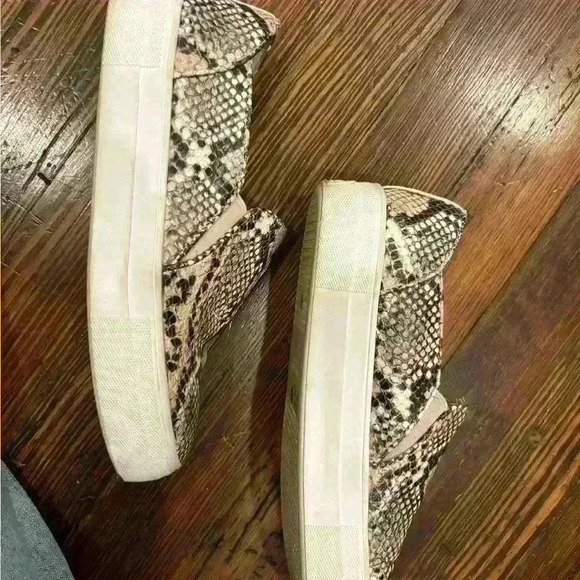 Kate Spade slip on Leather Loafers size 7.5 - Picture 3 of 5